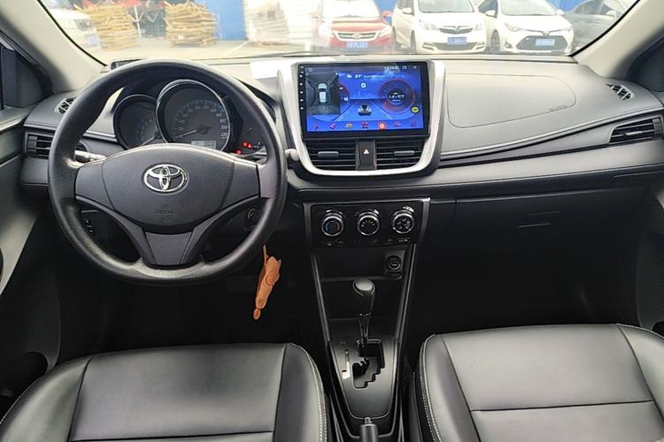 Used Toyota YARiS L Zhi Xiang 2019 1.5E CVT Dynamic Edition China VI compliant Center Console