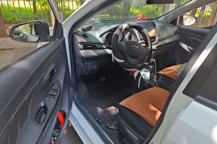 Used Toyota YARiS L Zhi Xiang 2019 1.5E CVT Dynamic Edition China VI compliant Driver Seat