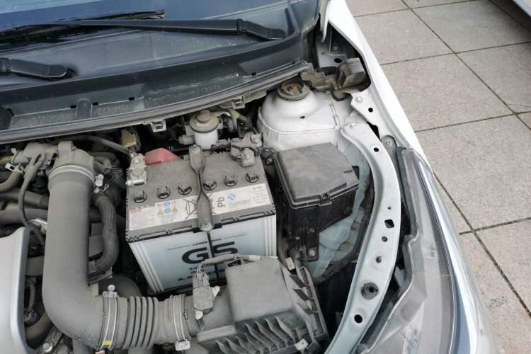 Used Toyota YARiS L Zhi Xiang 2019 1.5E CVT Dynamic Edition China VI compliant Engine Bay Left
