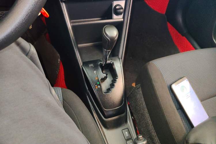 Used Toyota YARiS L Zhi Xiang 2019 1.5E CVT Dynamic Edition China VI compliant Gear Lever