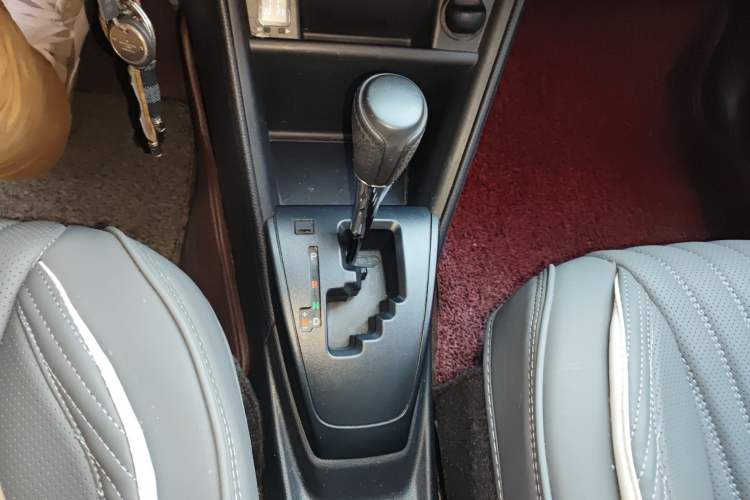 Used Toyota YARiS L Zhi Xiang 2019 1.5E CVT Dynamic Edition China VI compliant Gear Lever