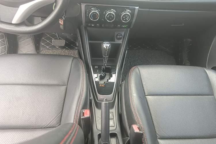 Used Toyota YARiS L Zhi Xiang 2019 1.5E CVT Dynamic Edition China VI compliant Gear Lever
