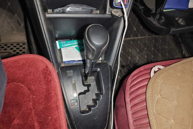 Used Toyota YARiS L Zhi Xiang 2019 1.5E CVT Dynamic Edition China VI compliant Gear Lever