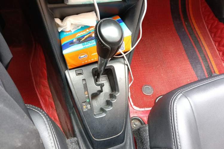 Used Toyota YARiS L Zhi Xiang 2019 1.5E CVT Dynamic Edition China VI compliant Gear Lever