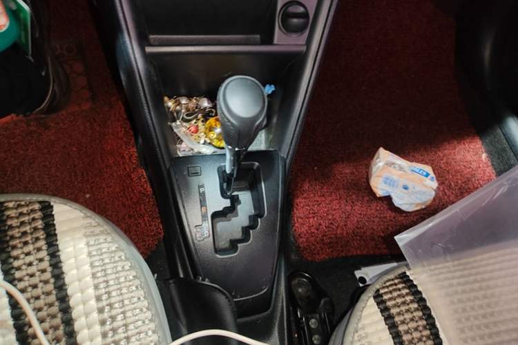 Used Toyota YARiS L Zhi Xiang 2019 1.5E CVT Dynamic Edition China VI compliant Gear Lever