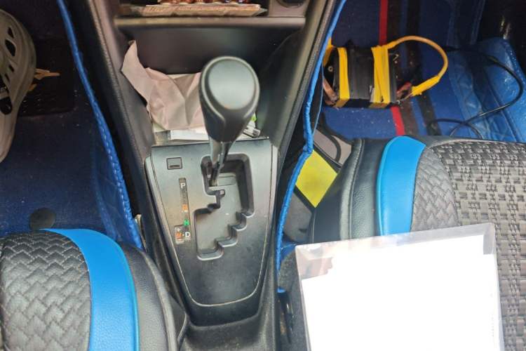 Used Toyota YARiS L Zhi Xiang 2019 1.5E CVT Dynamic Edition China VI compliant Gear Lever