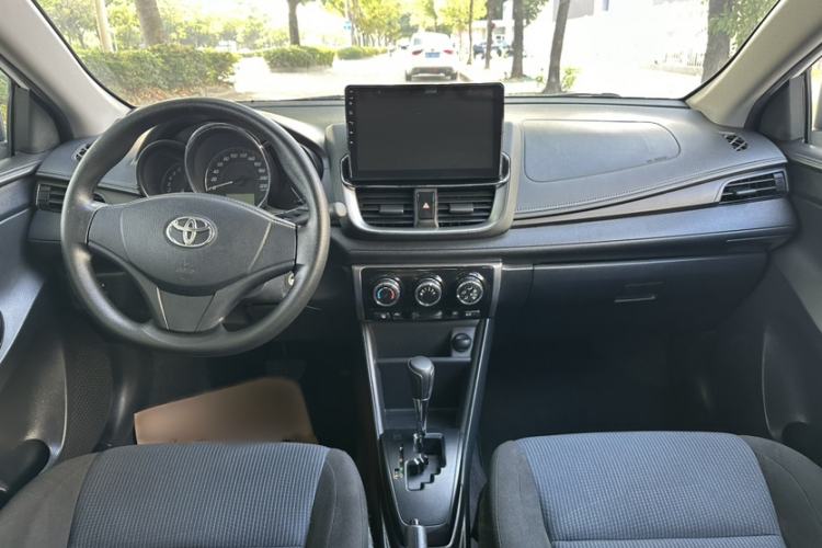 Used Toyota YARiS L Zhi Xiang 2019 1.5G CVT Xuan Dong Edition China VI standard Interior 3