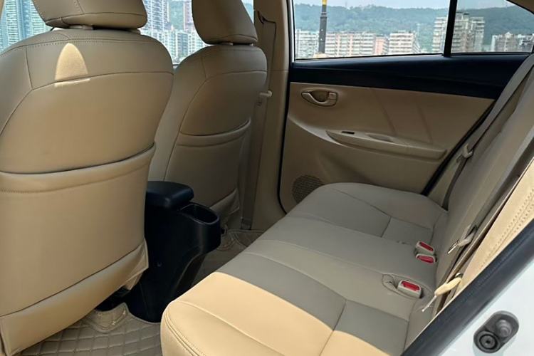 Used Toyota YARiS L Zhi Xiang 2019 1.5E CVT Dynamic Edition China VI compliant Interior 3