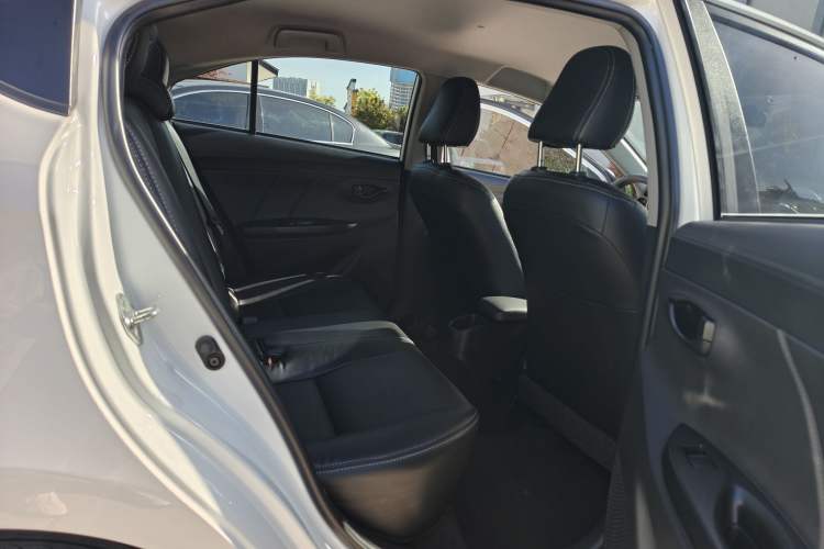Used Toyota YARiS L Zhi Xiang 2019 1.5E CVT Dynamic Edition China VI compliant Interior 4