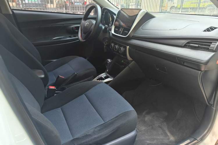 Used Toyota YARiS L Zhi Xiang 2019 1.5E CVT Dynamic Edition China VI compliant Interior 4
