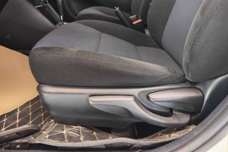 Used Toyota YARiS L Zhi Xiang 2019 1.5E CVT Dynamic Edition China VI compliant Interior 5