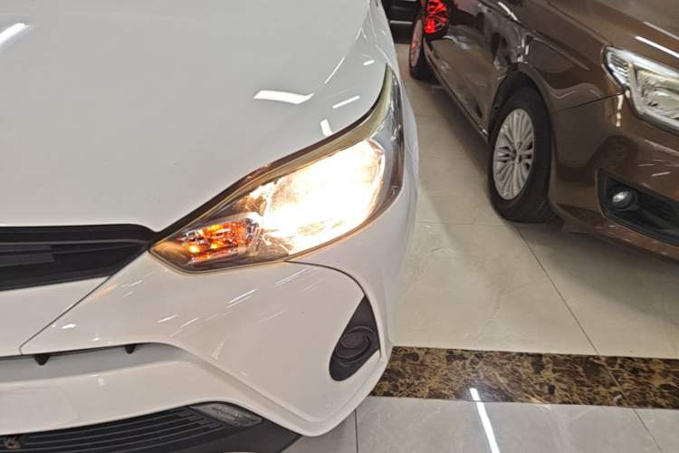 Used Toyota YARiS L Zhi Xiang 2019 1.5E CVT Dynamic Edition China VI compliant Left Front Headlight