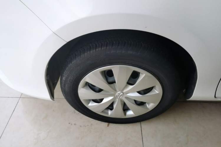 Used Toyota YARiS L Zhi Xiang 2019 1.5G CVT Xuan Dong Edition China VI standard Left Front Wheel Hub