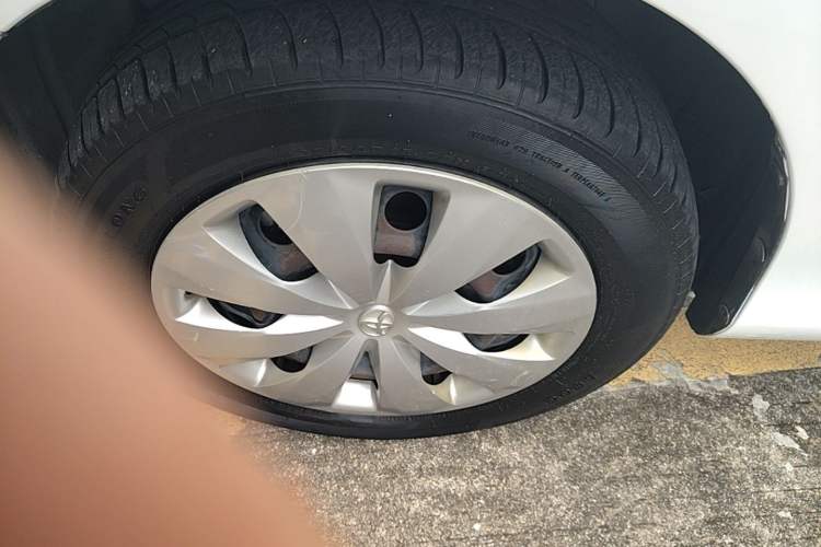 Used Toyota YARiS L Zhi Xiang 2019 1.5E CVT Dynamic Edition China VI compliant Left Front Wheel Hub