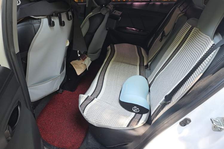 Used Toyota YARiS L Zhi Xiang 2019 1.5E CVT Dynamic Edition China VI compliant Left Rear Seat