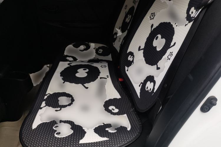 Used Toyota YARiS L Zhi Xiang 2019 1.5E CVT Dynamic Edition China VI compliant Left Rear Seat