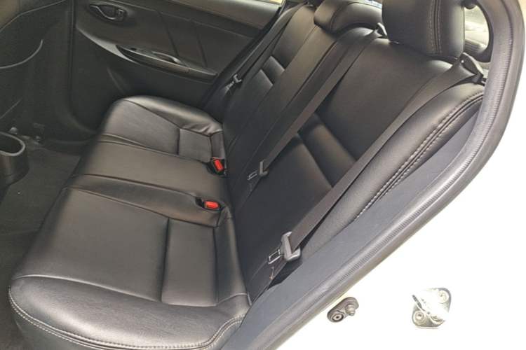 Used Toyota YARiS L Zhi Xiang 2019 1.5E CVT Dynamic Edition China VI compliant Left Rear Seat