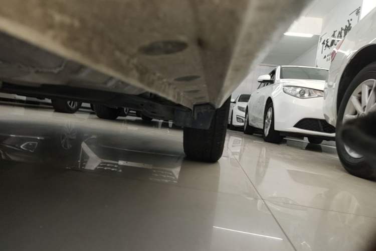 Used Toyota YARiS L Zhi Xiang 2019 1.5E CVT Dynamic Edition China VI compliant Left Side Sill