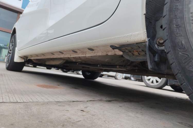 Used Toyota YARiS L Zhi Xiang 2019 1.5E CVT Dynamic Edition China VI compliant Left Side Sill