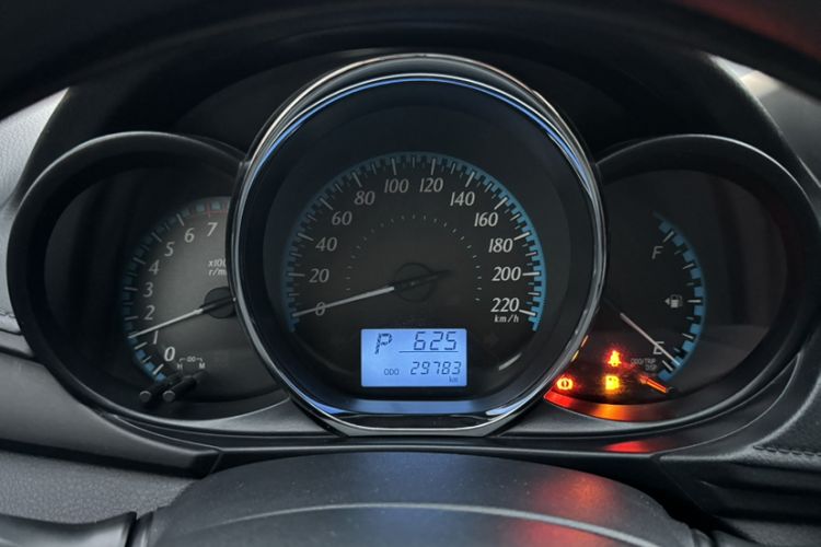 Used Toyota YARiS L Zhi Xiang 2019 1.5E CVT Dynamic Edition China VI compliant Odometer Close Up
