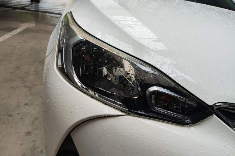Used Toyota YARiS L Zhi Xiang 2019 1.5E CVT Dynamic Edition China VI compliant Right Front Headlight