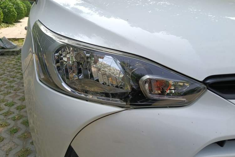 Used Toyota YARiS L Zhi Xiang 2019 1.5E CVT Dynamic Edition China VI compliant Right Front Headlight