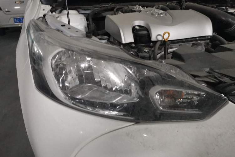 Used Toyota YARiS L Zhi Xiang 2019 1.5E CVT Dynamic Edition China VI compliant Right Front Headlight