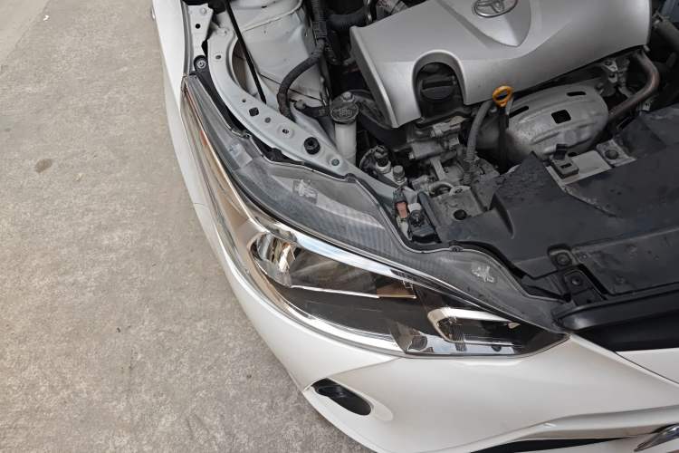 Used Toyota YARiS L Zhi Xiang 2019 1.5E CVT Dynamic Edition China VI compliant Right Front Headlight