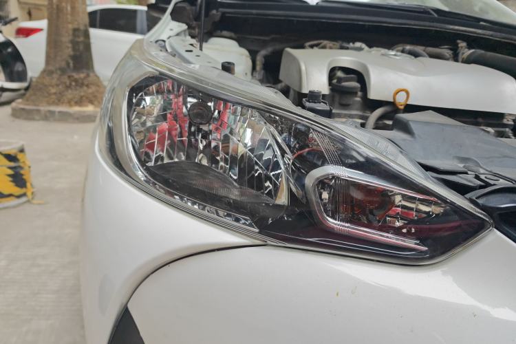 Used Toyota YARiS L Zhi Xiang 2019 1.5E CVT Dynamic Edition China VI compliant Right Front Headlight