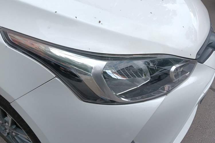 Used Toyota YARiS L Zhi Xiang 2019 1.5E CVT Dynamic Edition China VI compliant Right Front Headlight
