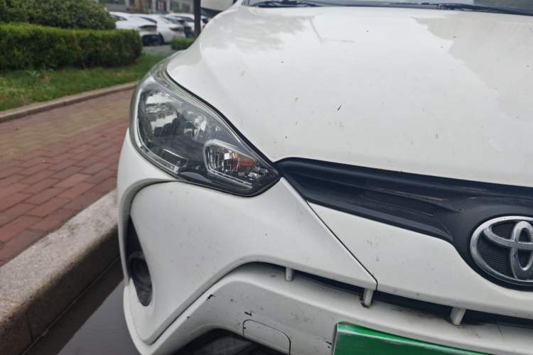 Used Toyota YARiS L Zhi Xiang 2019 1.5E CVT Dynamic Edition China VI compliant Right Front Headlight