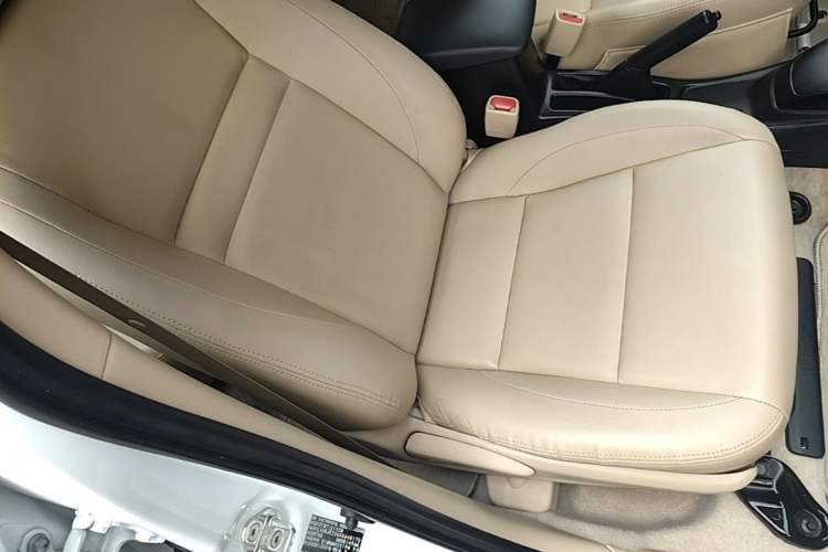 Used Toyota YARiS L Zhi Xiang 2019 1.5E CVT Dynamic Edition China VI compliant Right Front Seat