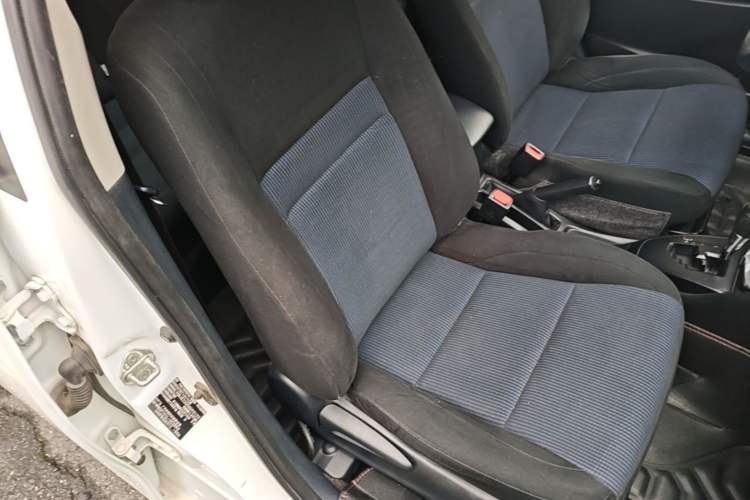 Used Toyota YARiS L Zhi Xiang 2019 1.5E CVT Dynamic Edition China VI compliant Right Front Seat