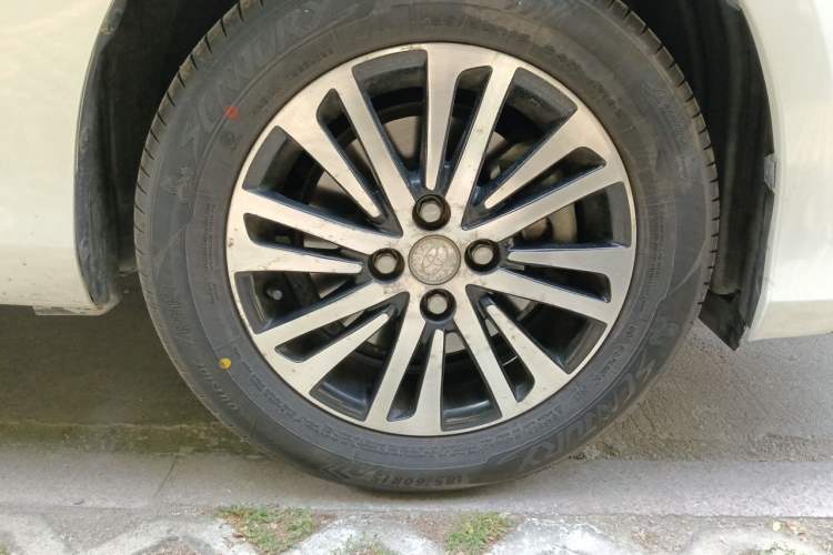 Used Toyota YARiS L Zhi Xiang 2019 1.5E CVT Dynamic Edition China VI compliant Right Front Wheel Hub