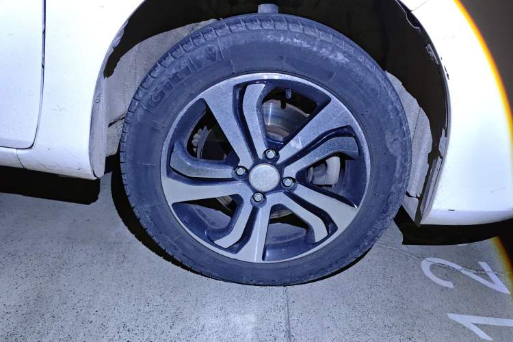 Used Toyota YARiS L Zhi Xiang 2019 1.5E CVT Dynamic Edition China VI compliant Right Front Wheel Hub