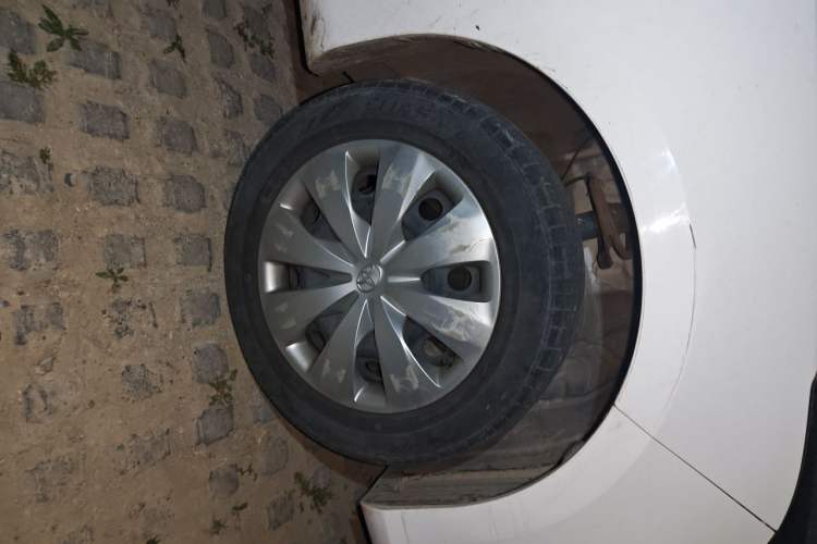 Used Toyota YARiS L Zhi Xiang 2019 1.5E CVT Dynamic Edition China VI compliant Right Front Wheel Hub