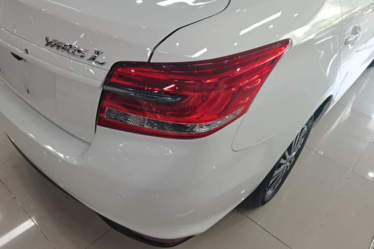 Used Toyota YARiS L Zhi Xiang 2019 1.5E CVT Dynamic Edition China VI compliant Right Rear Taillight