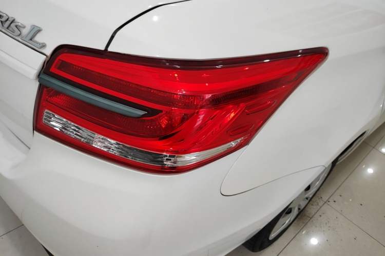 Used Toyota YARiS L Zhi Xiang 2019 1.5E CVT Dynamic Edition China VI compliant Right Rear Taillight