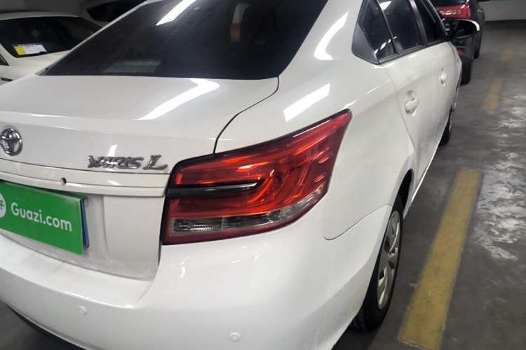 Used Toyota YARiS L Zhi Xiang 2019 1.5E CVT Dynamic Edition China VI compliant Right Rear Taillight