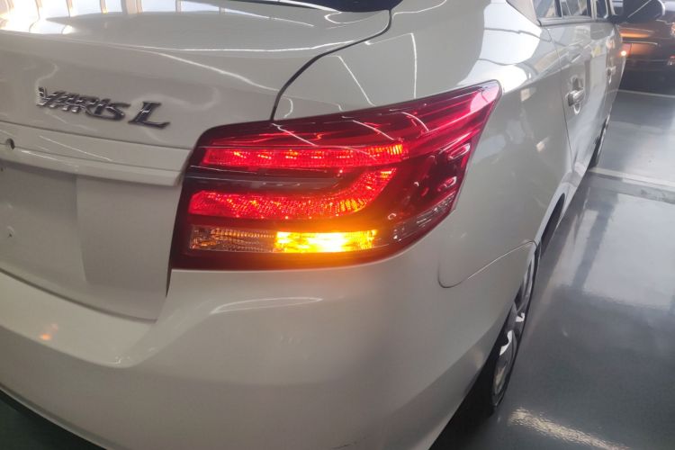 Used Toyota YARiS L Zhi Xiang 2019 1.5E CVT Dynamic Edition China VI compliant Right Rear Taillight