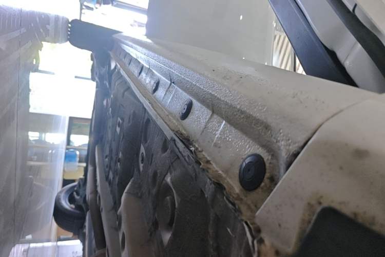 Used Toyota YARiS L Zhi Xiang 2019 1.5E CVT Dynamic Edition China VI compliant Right Side Sill