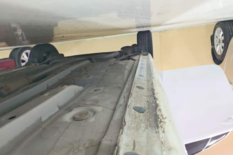 Used Toyota YARiS L Zhi Xiang 2019 1.5E CVT Dynamic Edition China VI compliant Right Side Sill