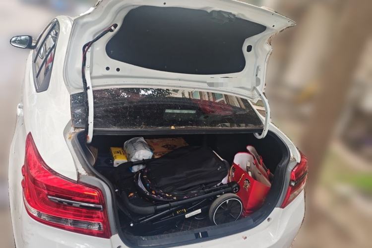 Used Toyota YARiS L Zhi Xiang 2019 1.5E CVT Dynamic Edition China VI compliant Trunk