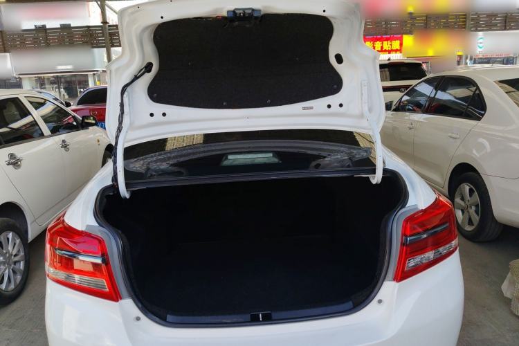 Used Toyota YARiS L Zhi Xiang 2019 1.5E CVT Dynamic Edition China VI compliant Trunk