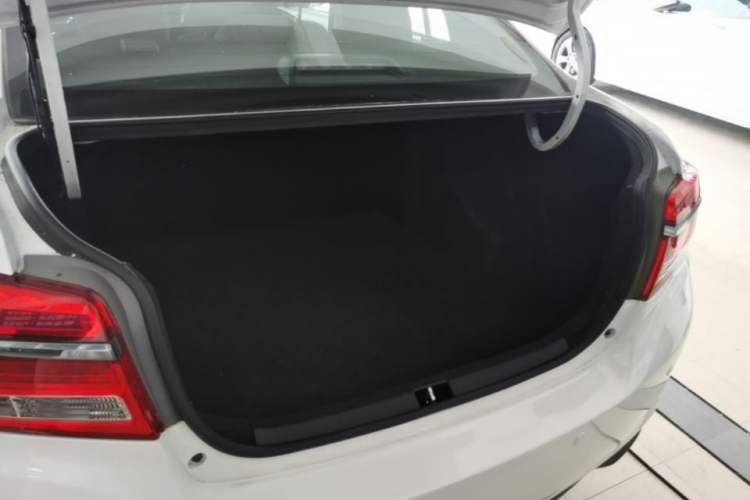 Used Toyota YARiS L Zhi Xiang 2019 1.5G CVT Xuan Dong Edition China VI standard Trunk