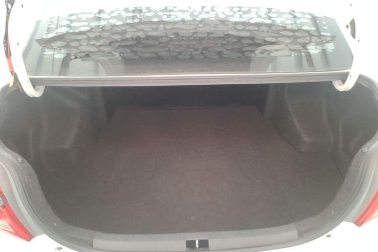 Used Toyota YARiS L Zhi Xiang 2019 1.5E CVT Dynamic Edition China VI compliant Trunk