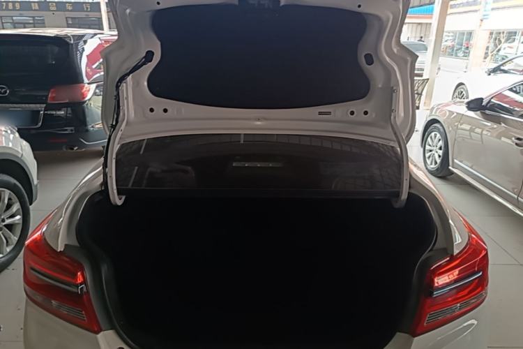 Used Toyota YARiS L Zhi Xiang 2019 1.5E CVT Dynamic Edition China VI compliant Trunk