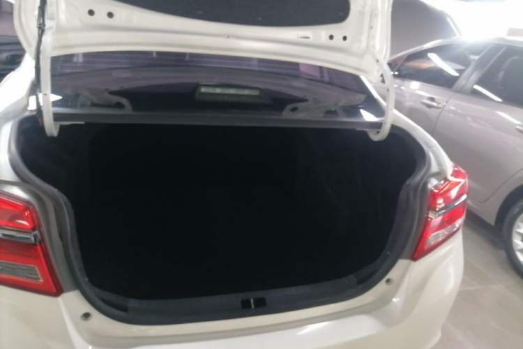 Used Toyota YARiS L Zhi Xiang 2019 1.5E CVT Dynamic Edition China VI compliant Trunk