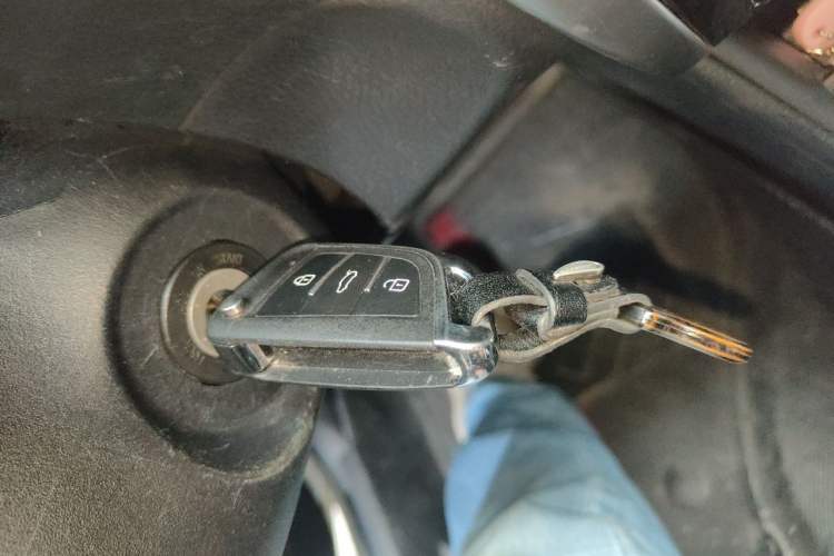 Used Toyota YARiS L Zhi Xiang 2019 1.5E CVT Dynamic Edition China VI compliant Vehicle Key