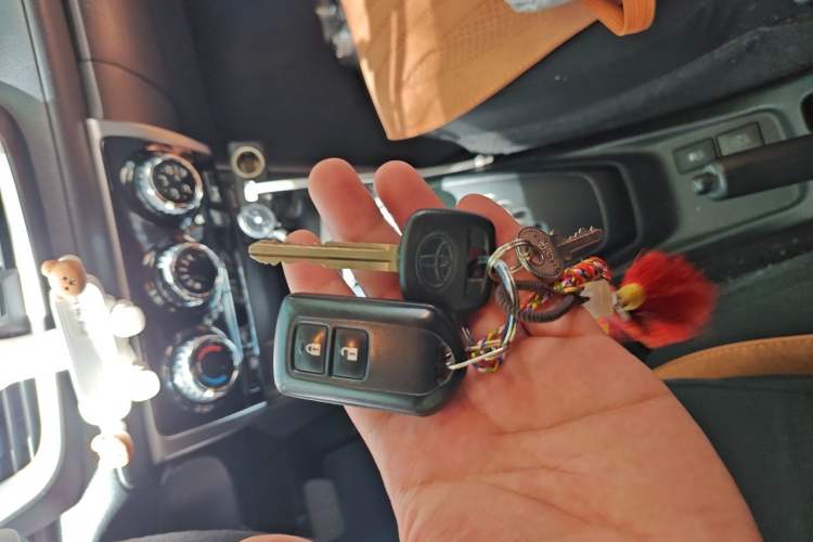 Used Toyota YARiS L Zhi Xiang 2019 1.5E CVT Dynamic Edition China VI compliant Vehicle Key